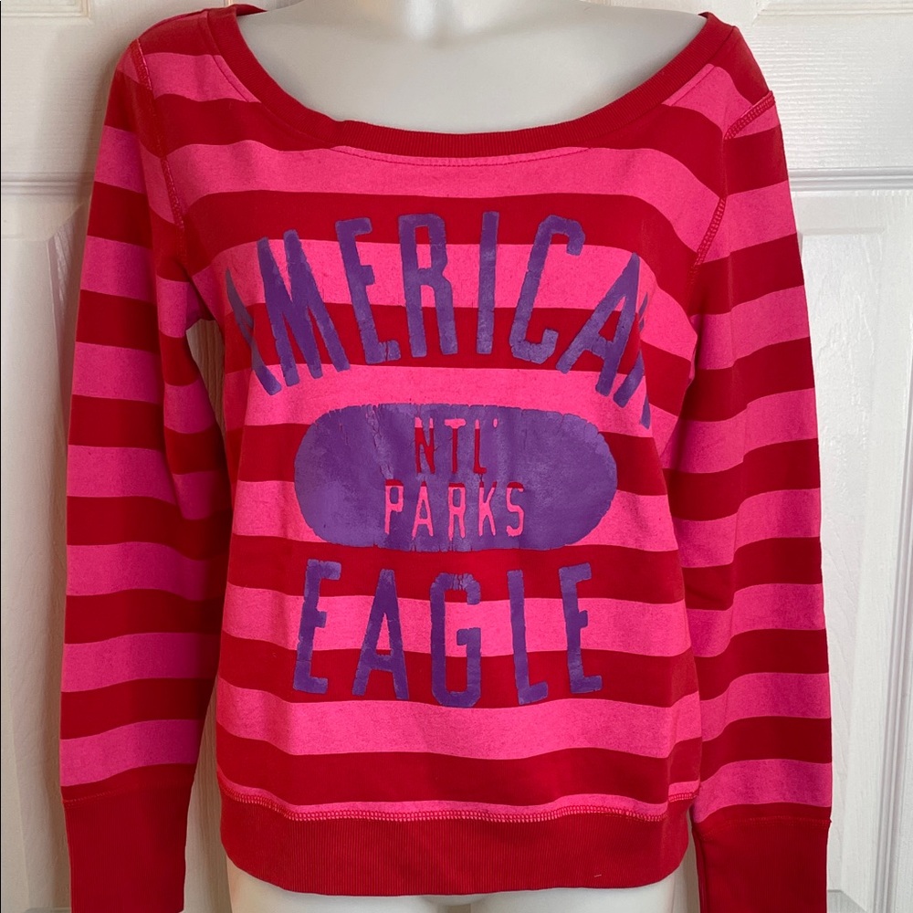 AMERICAN EAGLE OUTFITTERS RED & PINK STRIPED PULLOVER SWEATSHIRT SWEATER SZ M